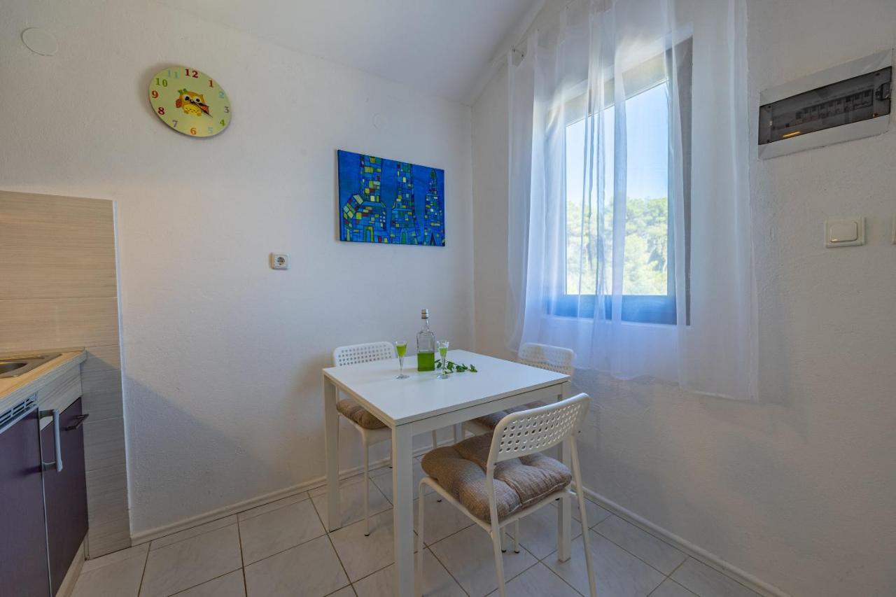 Iskra Apartment Vrboska